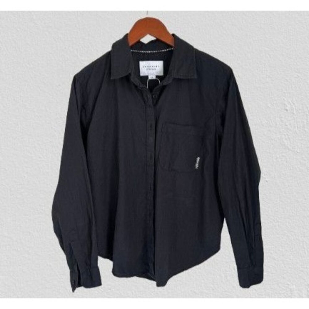 The Shirt Rochelle Behrens Shirt Button-down Black Cotton Front Pocket